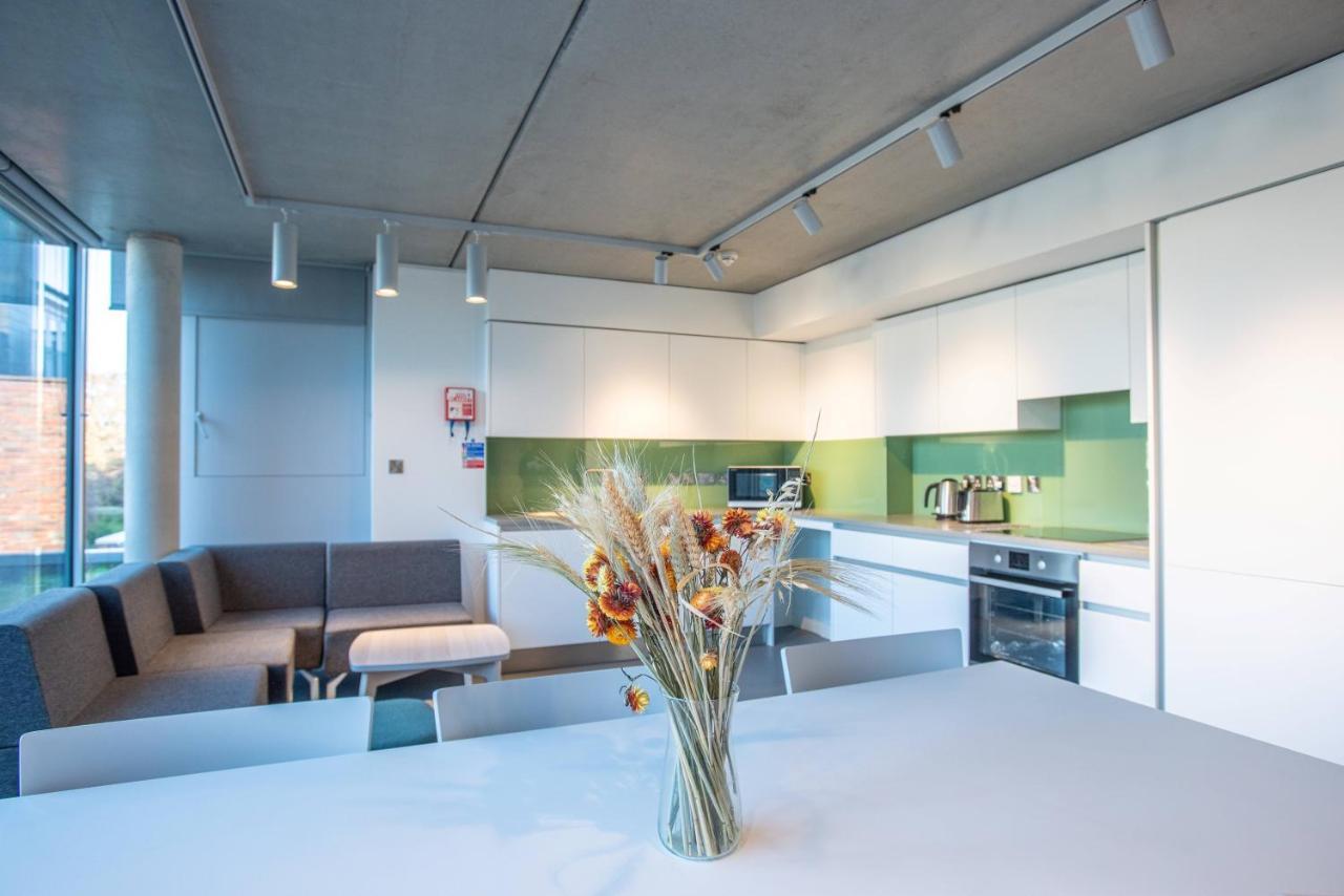 אוקספורד Dorothy Wadham Apartments מראה חיצוני תמונה